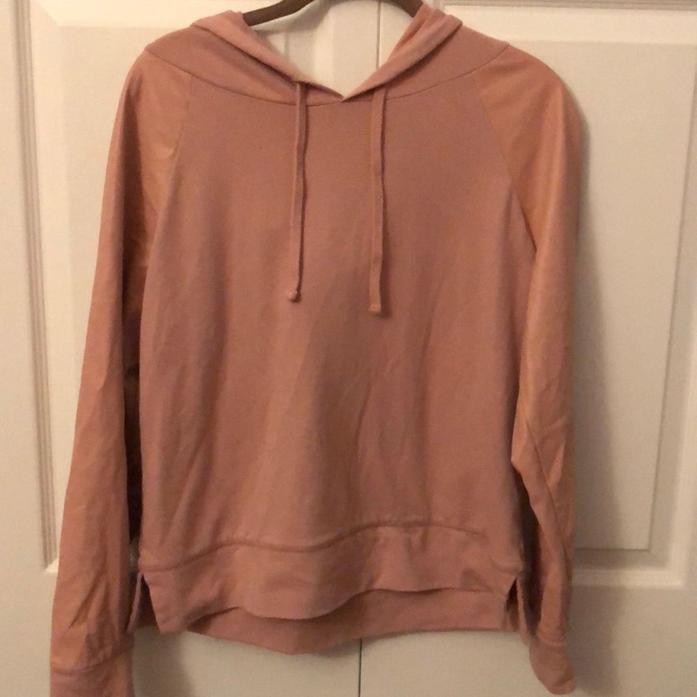Adorable pink soho hoodie!